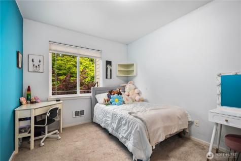 107 164th Street SE Bothell WA 98012