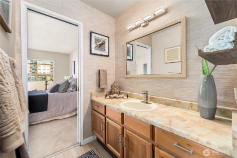 1175 Harrington Place NE Renton WA 98056