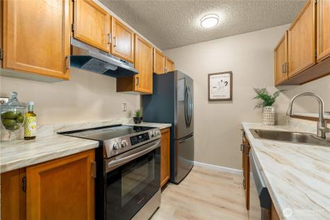 1175 Harrington Place NE Renton WA 98056