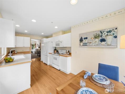 22024 43rd Avenue S Kent WA 98032