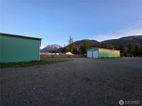 40807 State Route 2 Gold Bar WA 98251