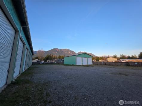 40807 State Route 2 Gold Bar WA 98251