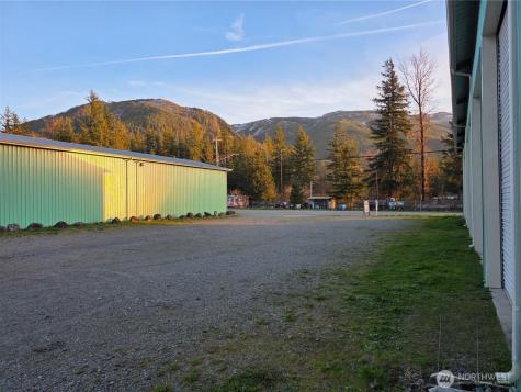 40807 State Route 2 Gold Bar WA 98251