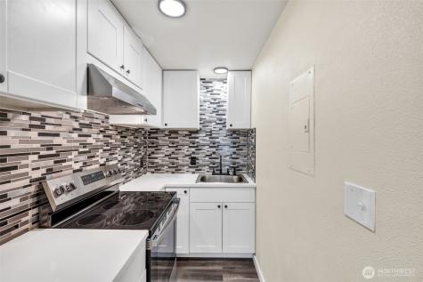 748 S Cloverdale Street Seattle WA 98108