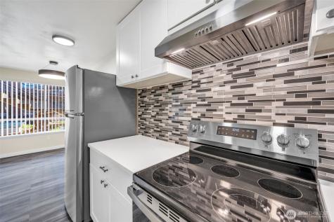 748 S Cloverdale Street Seattle WA 98108