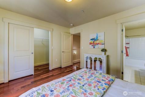 2115 201st Place SE Bothell WA 98012