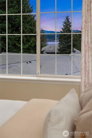 18646 NE 57th Way Redmond WA 98052
