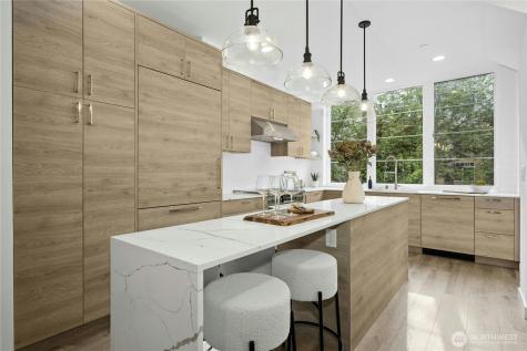 110 2nd Street S Kirkland WA 98033