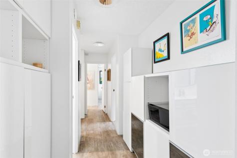 2100 3rd Avenue Seattle WA 98121