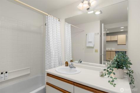 211 Summit Avenue E Seattle WA 98102