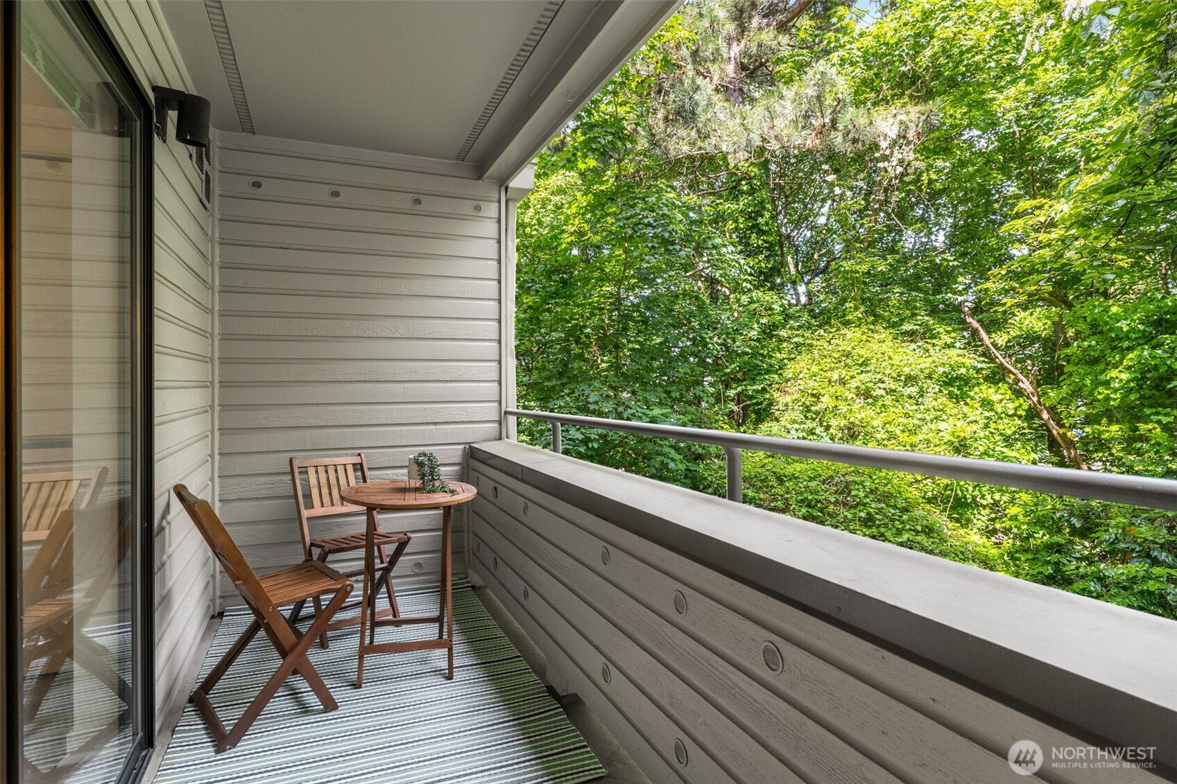 211 Summit Avenue E Seattle WA 98102
