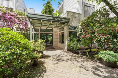211 Summit Avenue E Seattle WA 98102