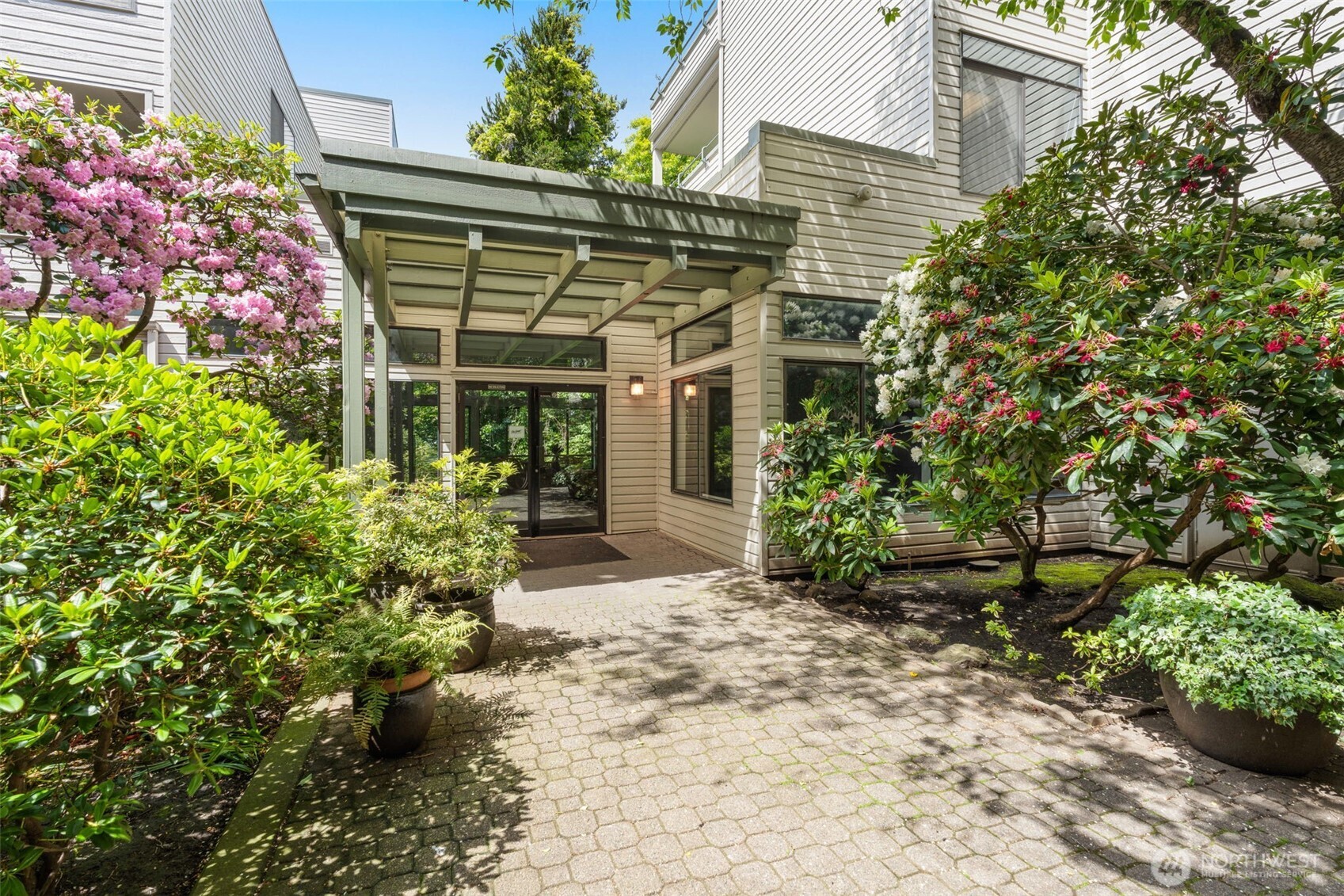 211 Summit Avenue E Seattle WA 98102