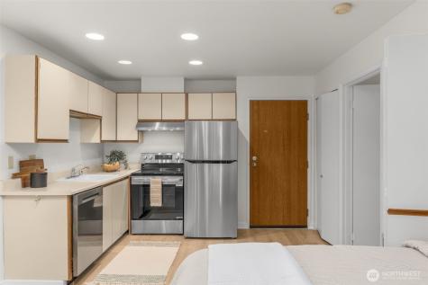 211 Summit Avenue E Seattle WA 98102