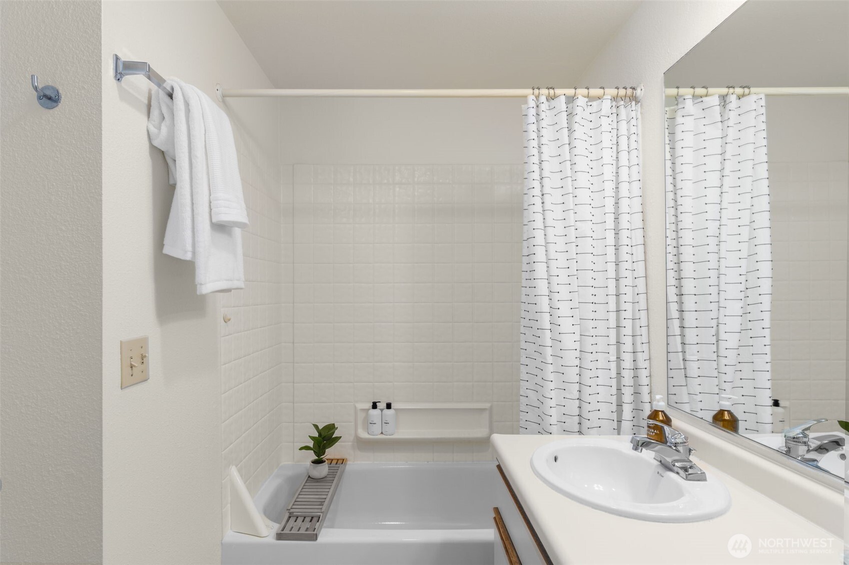 211 Summit Avenue E Seattle WA 98102