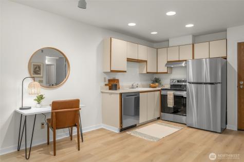211 Summit Avenue E Seattle WA 98102