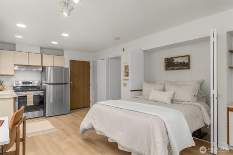 211 Summit Avenue E Seattle WA 98102