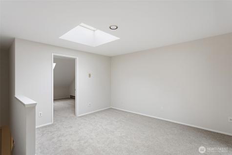 19805 15th Avenue NE Shoreline WA 98155