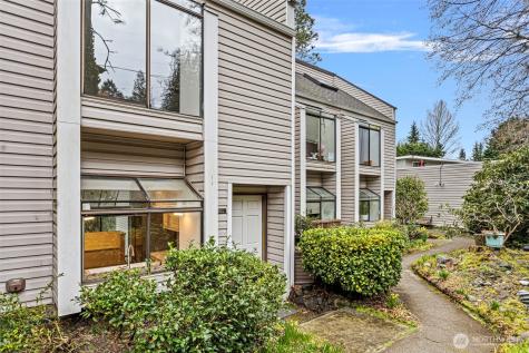 19805 15th Avenue NE Shoreline WA 98155