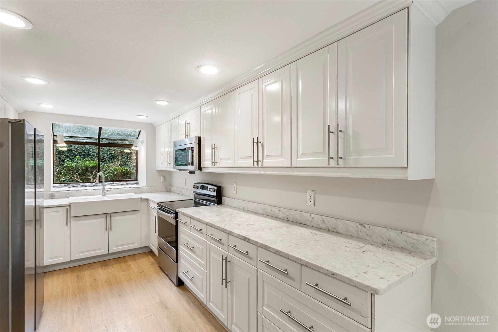 19805 15th Avenue NE Shoreline WA 98155