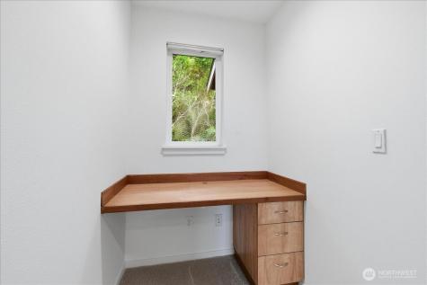 63 Cougar Ridge Road NW Issaquah WA 98027