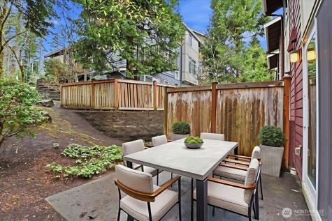 63 Cougar Ridge Road NW Issaquah WA 98027