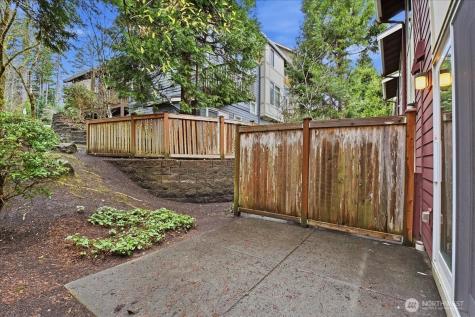 63 Cougar Ridge Road NW Issaquah WA 98027