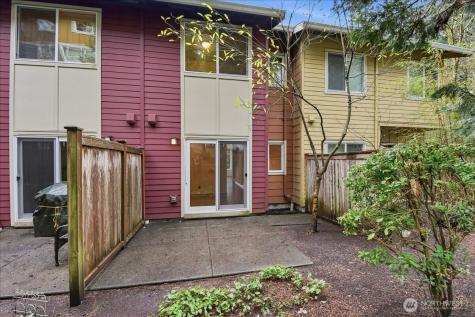 63 Cougar Ridge Road NW Issaquah WA 98027