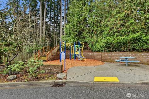 63 Cougar Ridge Road NW Issaquah WA 98027