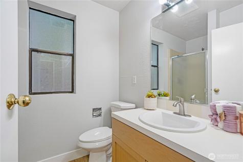 10401 NE 32nd Place Bellevue WA 98004