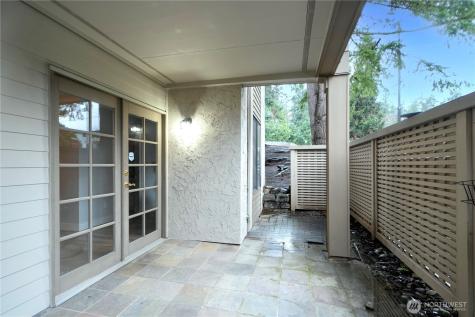 10401 NE 32nd Place Bellevue WA 98004
