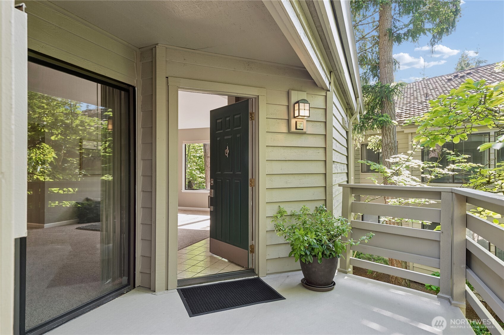 1380 Bellevue Way NE Bellevue WA 98004