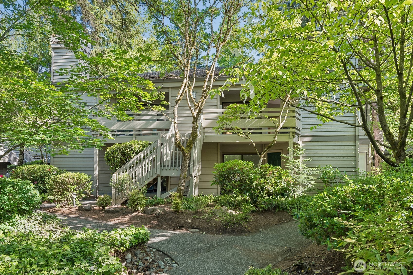 1380 Bellevue Way NE Bellevue WA 98004