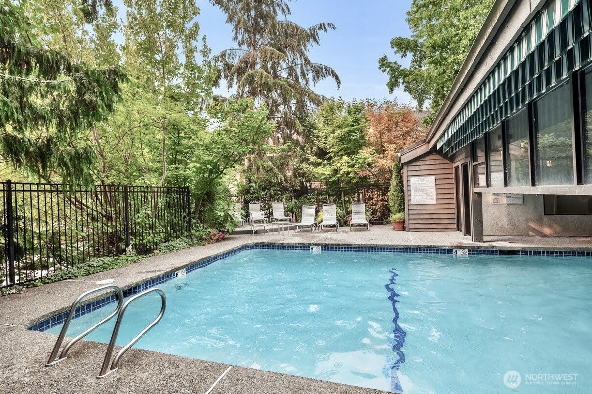 1380 Bellevue Way NE Bellevue WA 98004