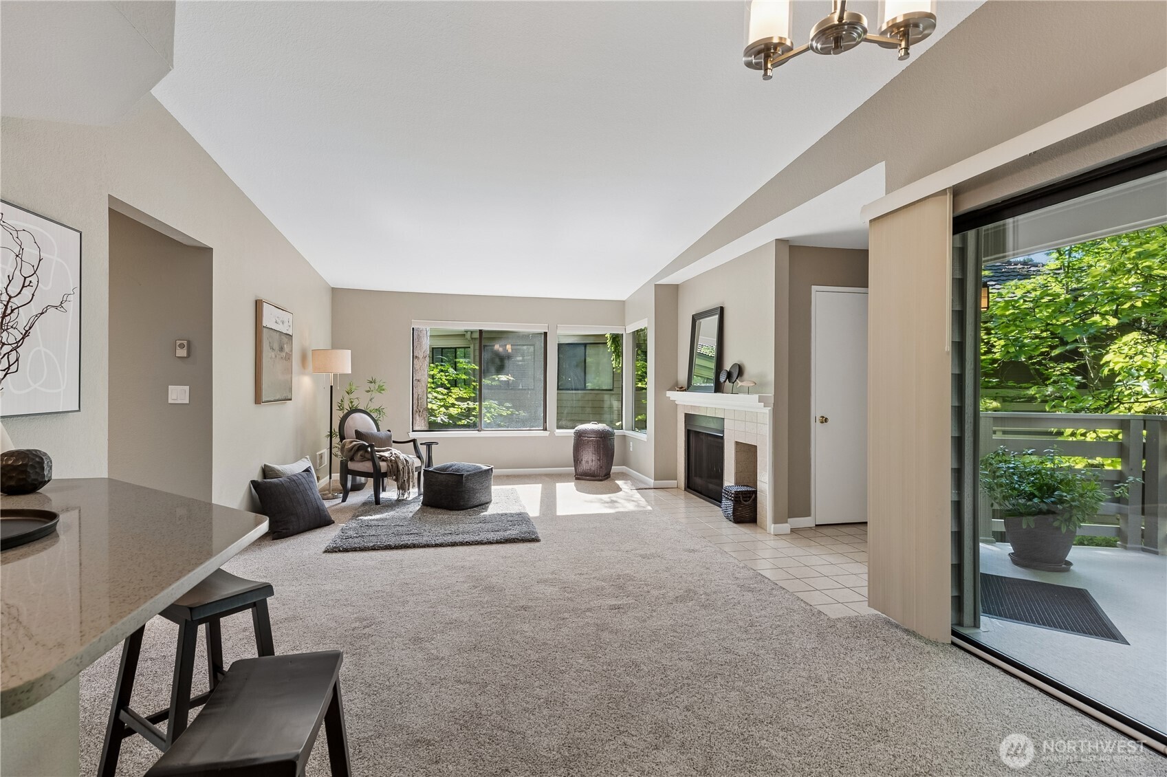 1380 Bellevue Way NE Bellevue WA 98004