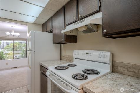 9904 NE 124th Street Kirkland WA 98034
