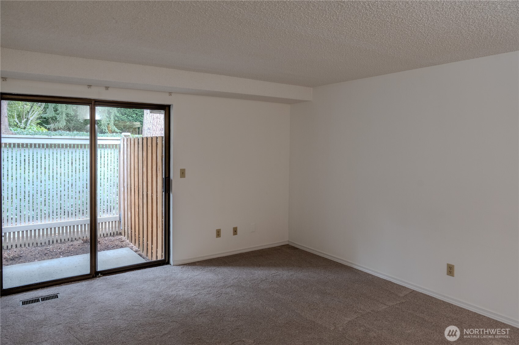 9904 NE 124th Street Kirkland WA 98034