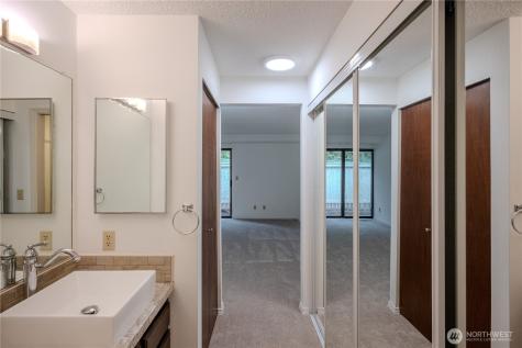 9904 NE 124th Street Kirkland WA 98034