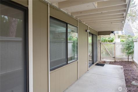 9904 NE 124th Street Kirkland WA 98034