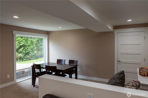 9904 NE 124th Street Kirkland WA 98034