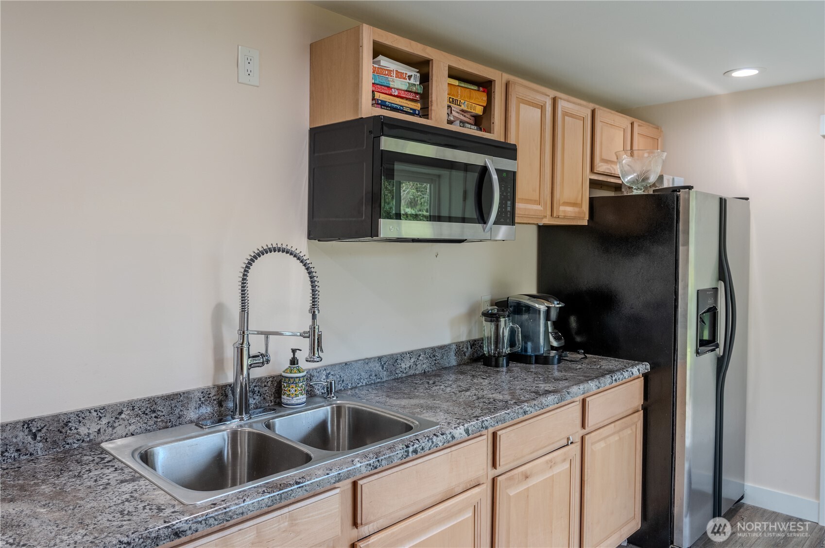 9904 NE 124th Street Kirkland WA 98034