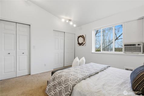833 SW Sunset Boulevard Renton WA 98057