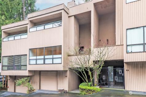 1409 N 200th Street Shoreline WA 98133