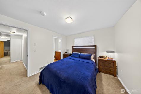 730 SE 8th Avenue Oak Harbor WA 98277