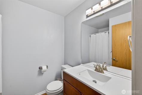 730 SE 8th Avenue Oak Harbor WA 98277