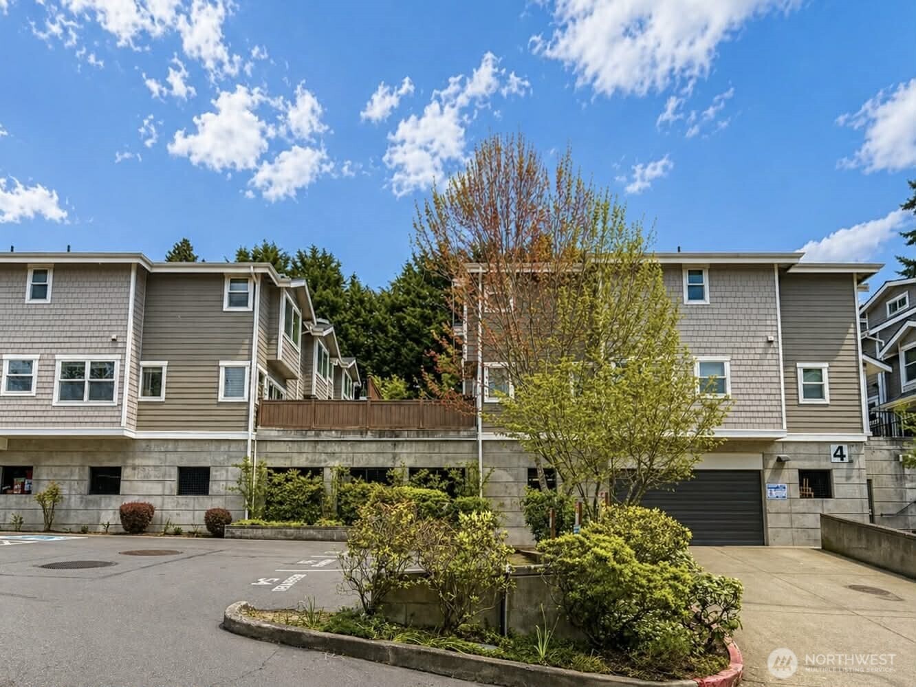 7322 Rainier Avenue S Seattle WA 98118