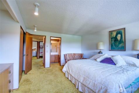 1 Lake Louise Drive Bellingham WA 98229