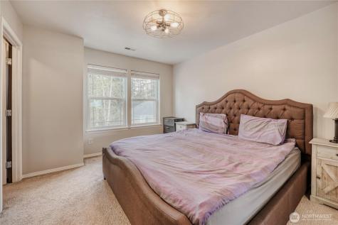 17625 79th Avenue Court E Puyallup WA 98375