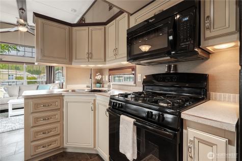 4751 Birch Bay Lynden Road Blaine WA 98230