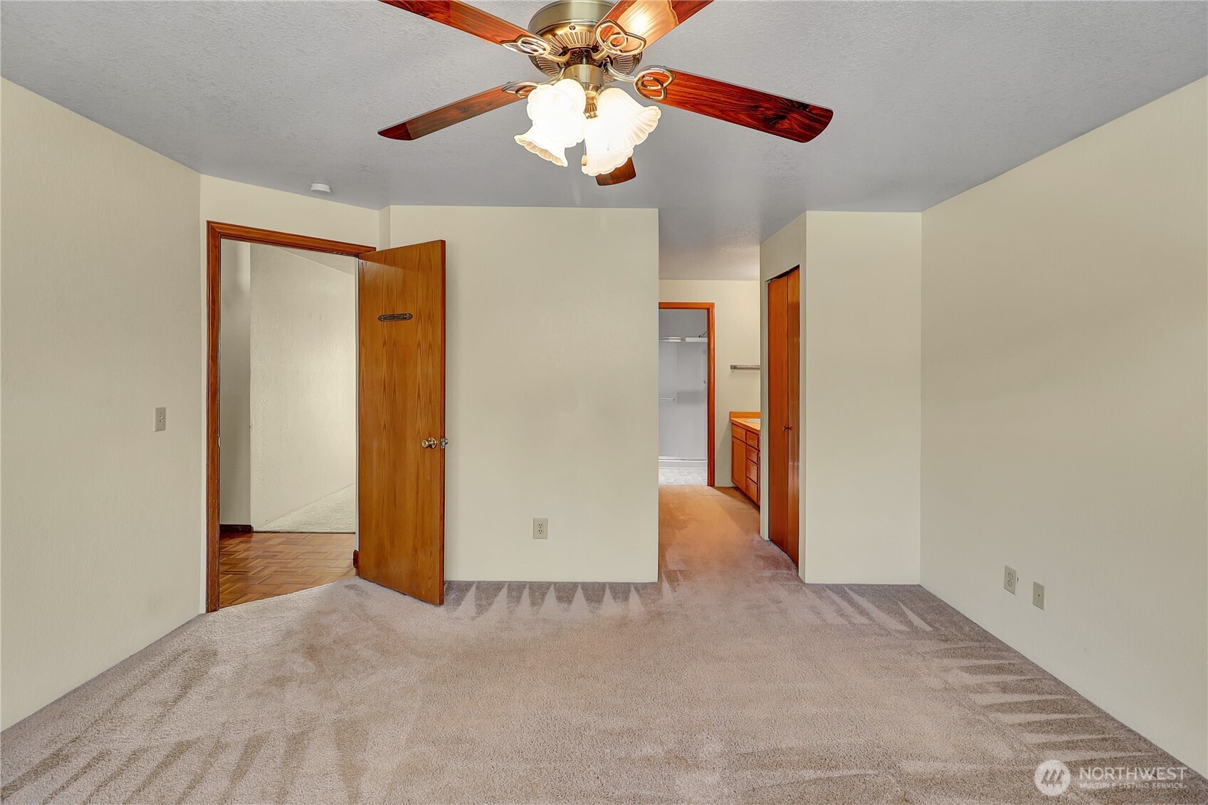 31080 Sr 20 Oak Harbor WA 98277